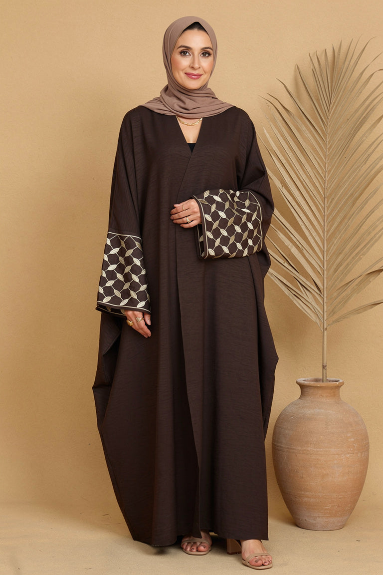 Robe longue brodée aux poignets ouverte — Hafsa - Style by Aliyah