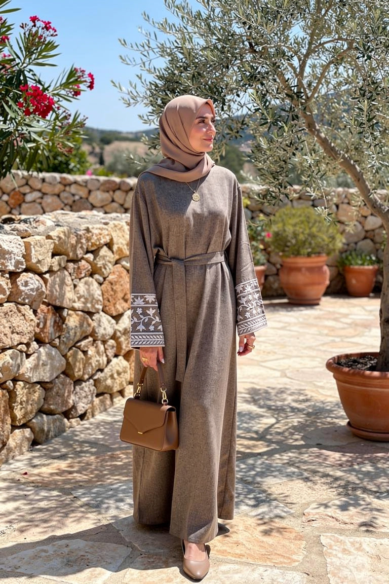 Robe longue brodée manches larges — Zahia - Style by Aliyah