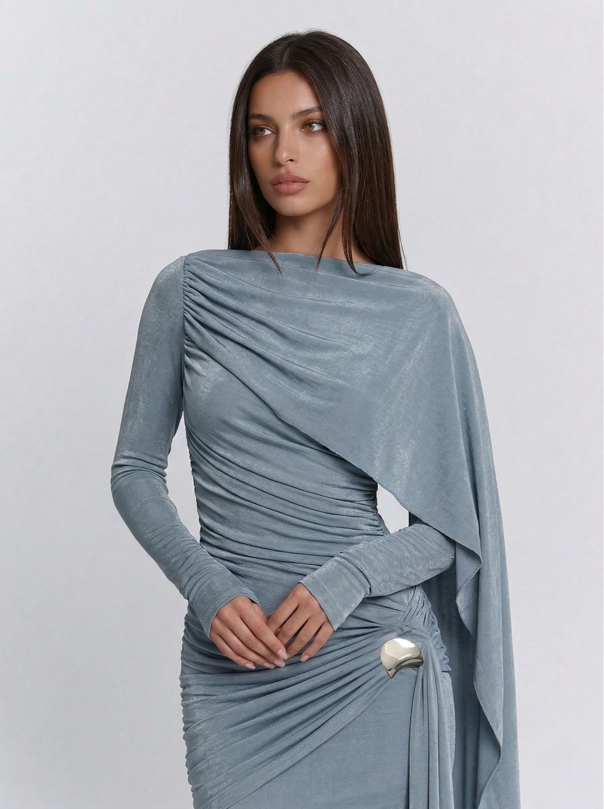Robe longue drapée à panneau fluide — Nada