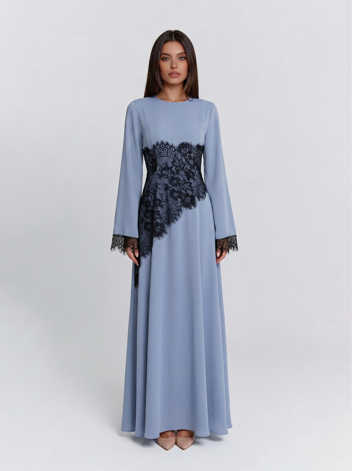 Robe longue à superposition de dentelle noire — Ourida