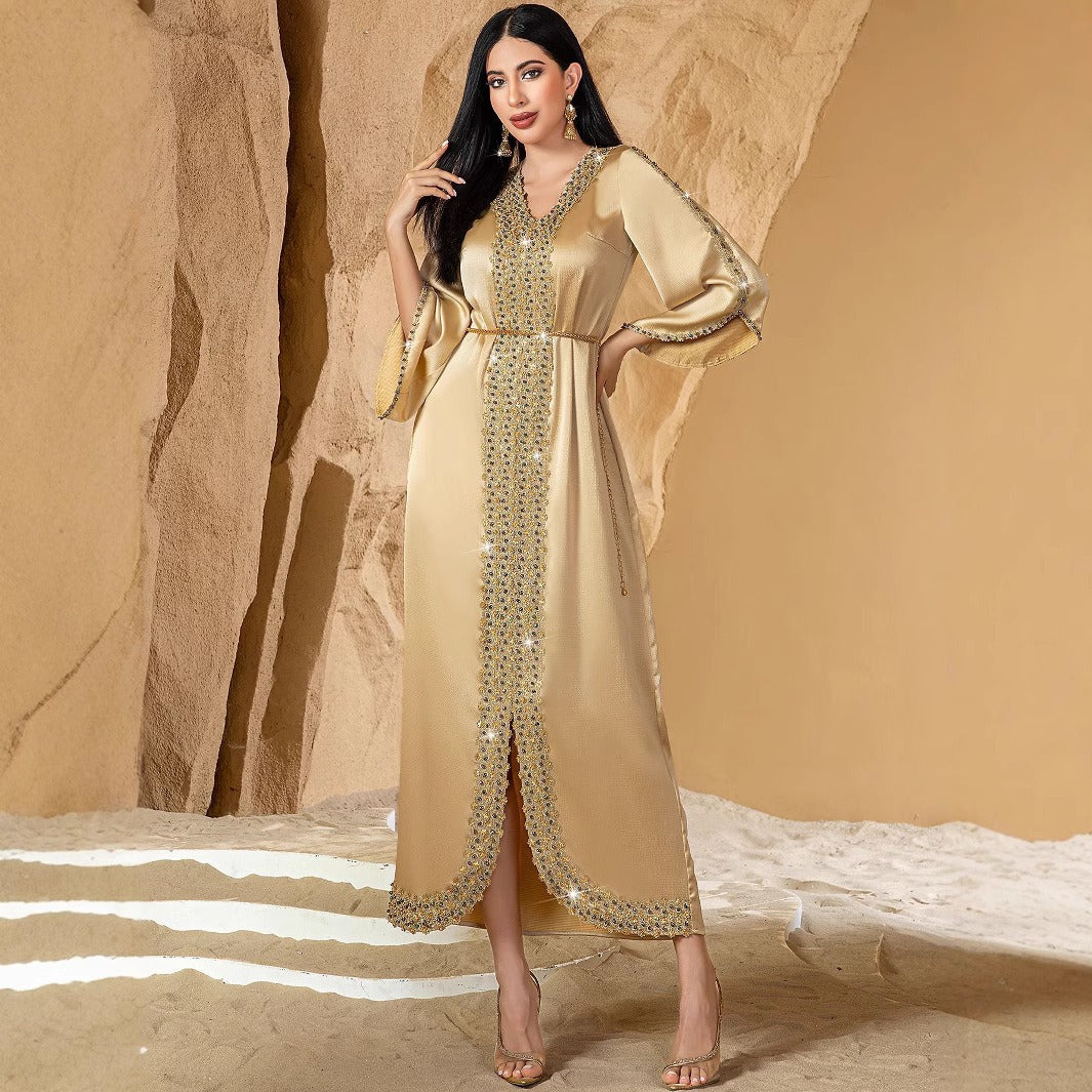 Robe longue brodée & ornée de perles – Zakia