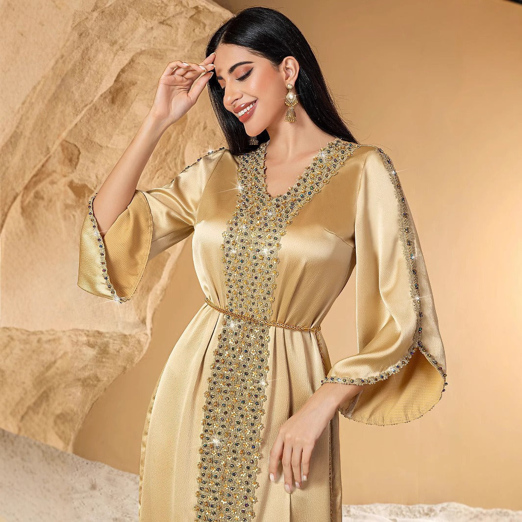 Robe longue brodée & ornée de perles – Zakia