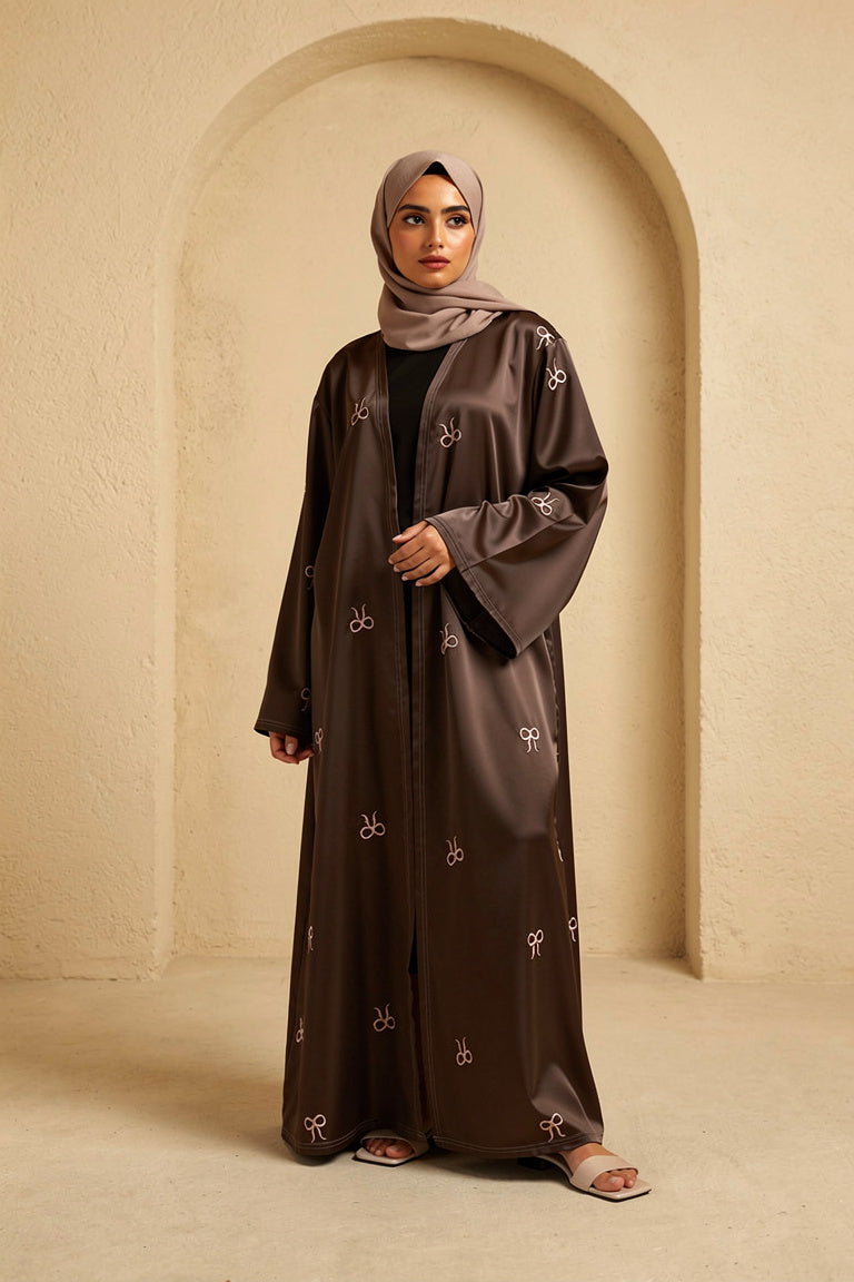 Kimono long satiné brodé de nœuds — Pauline - Style by Aliyah