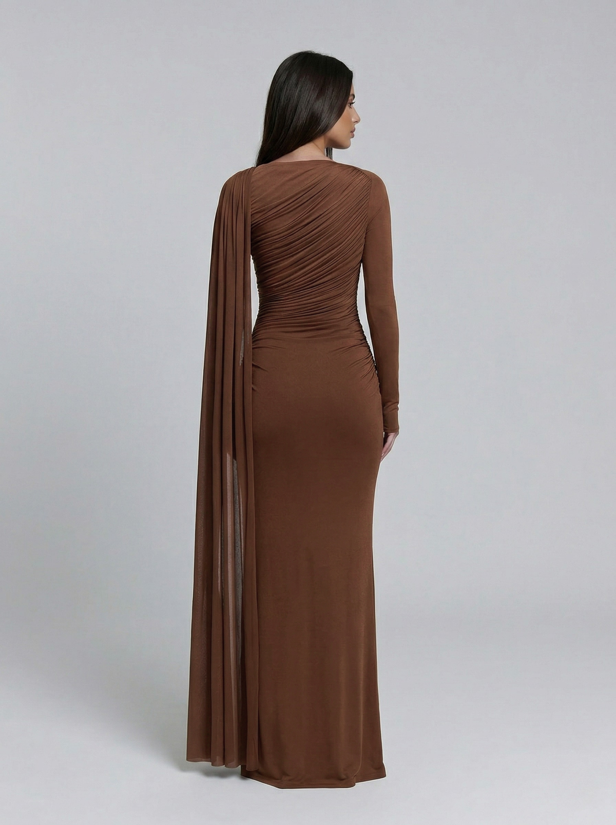 Robe longue drapée à panneau fluide — Nada