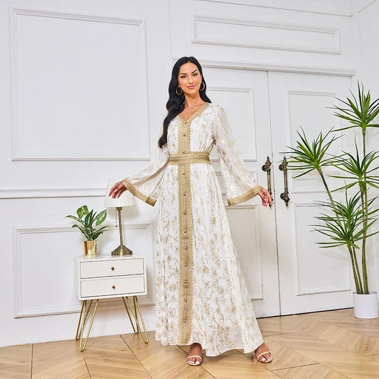 Kaftan fluide à imprimé doré et ceinture dorée — Sihem