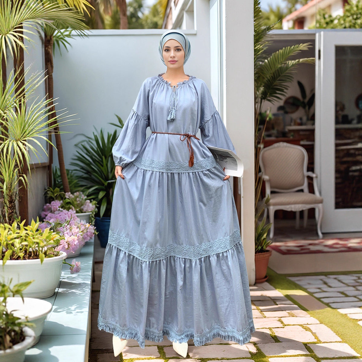 Robe maxi à dentelle, franges & volants — Amina
