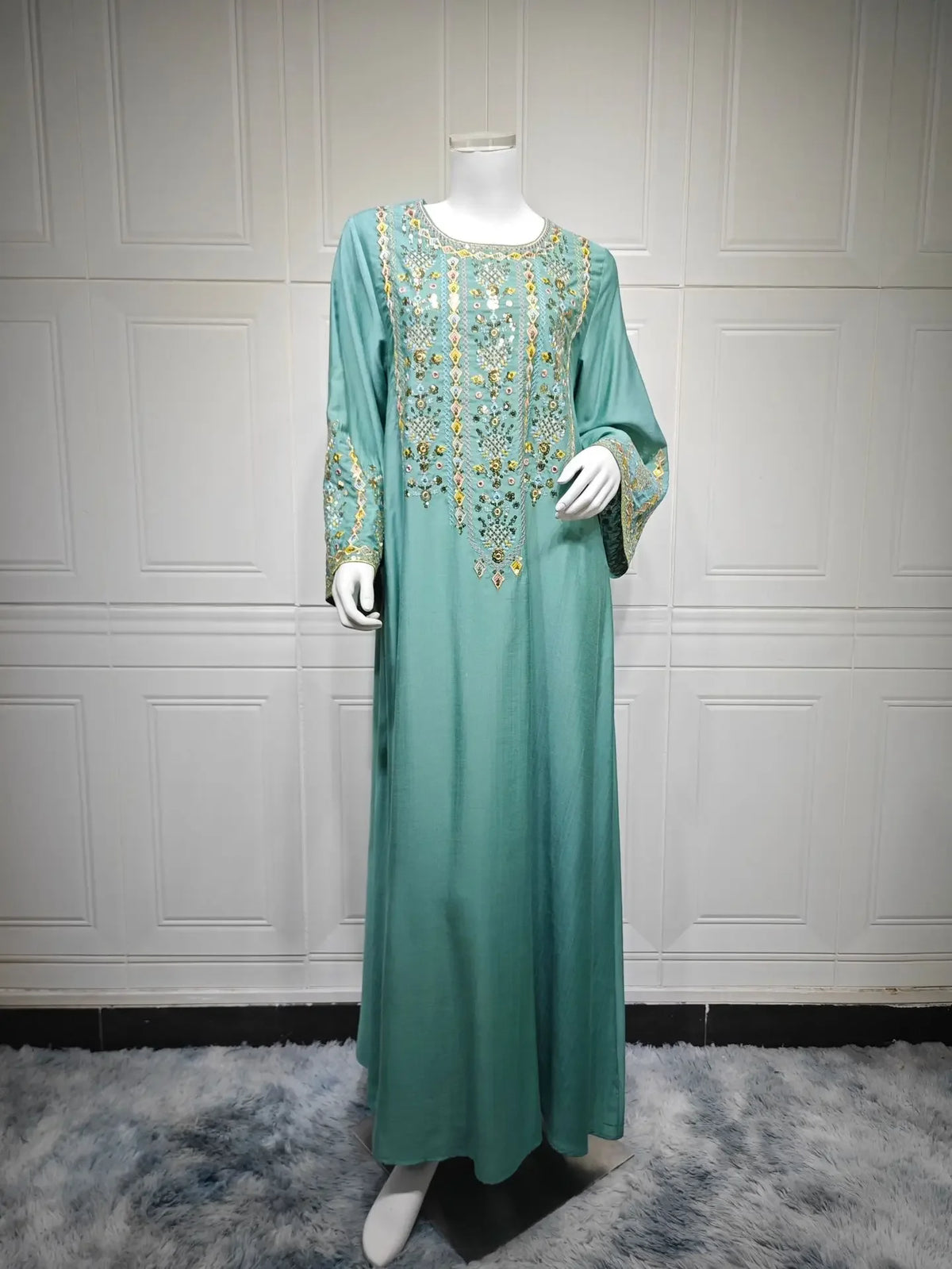 Robe longue Imane — variation de coloris, nuances intemporelles disponibles