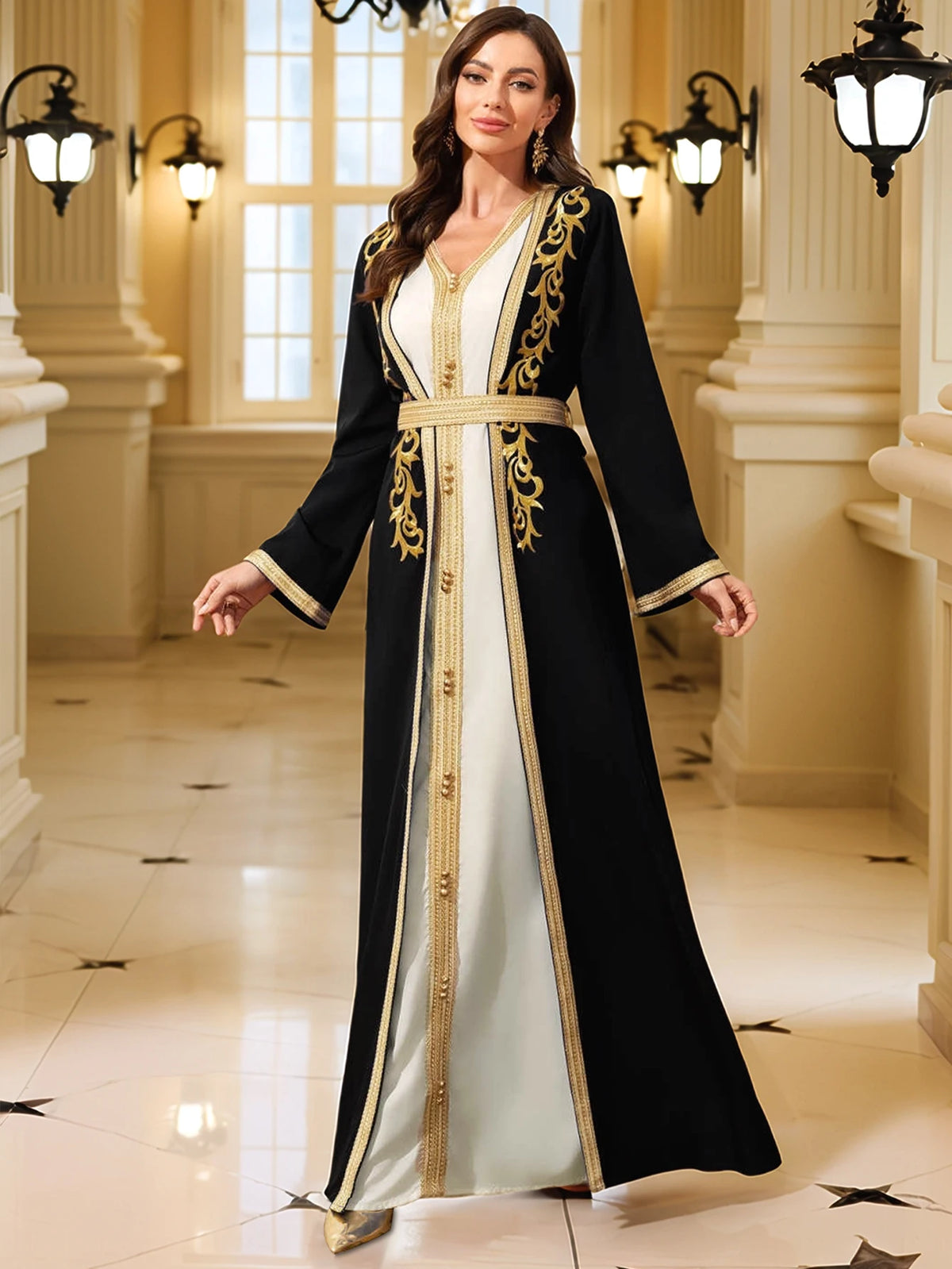 Kaftan Brodé Doré Manches Longues — Nawal