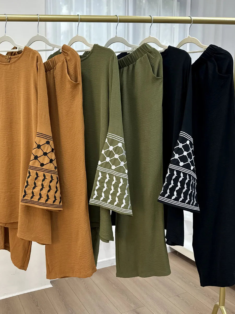 Ensemble Warda — détail de la ceinture et de la taille du pantalon