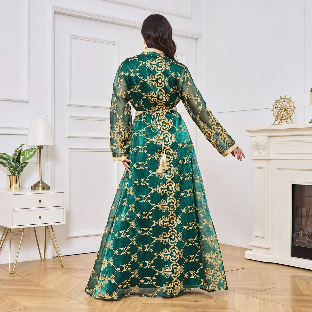 Kaftan Malak ivoire — tombe gracieuse de la matière fluide