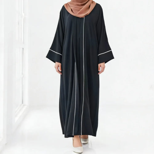 Abaya Nadia noire — vue de face, liseré contrastant