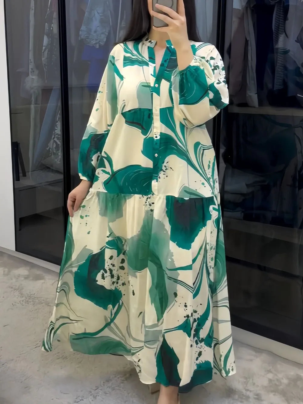 Robe Aya — détail des manches longues