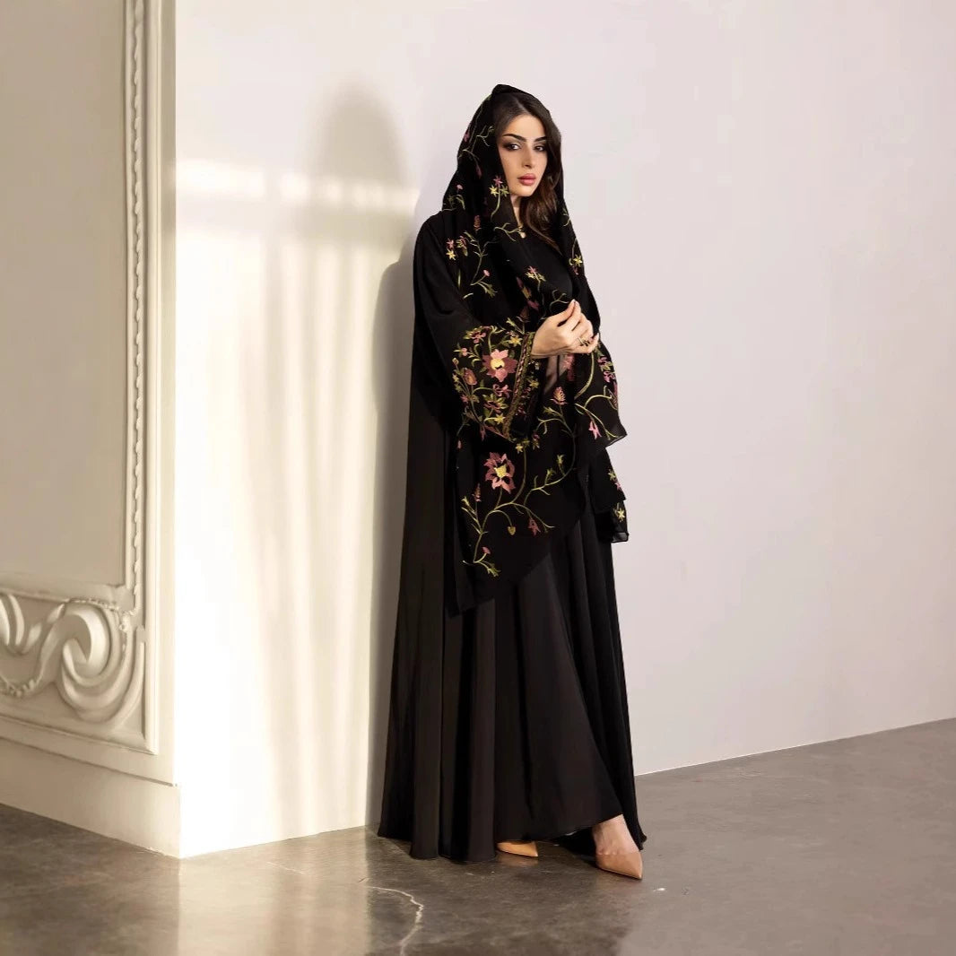 Ensemble Brodé Longue Robe & Écharpe Assorti — Mounia