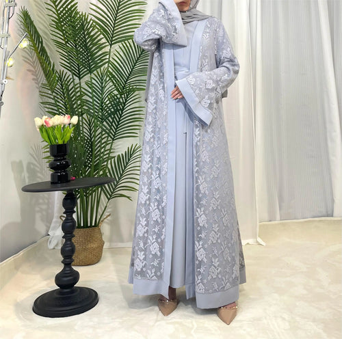 Ensemble Dounia — robe longue et veste dentelle gris, vue de face
