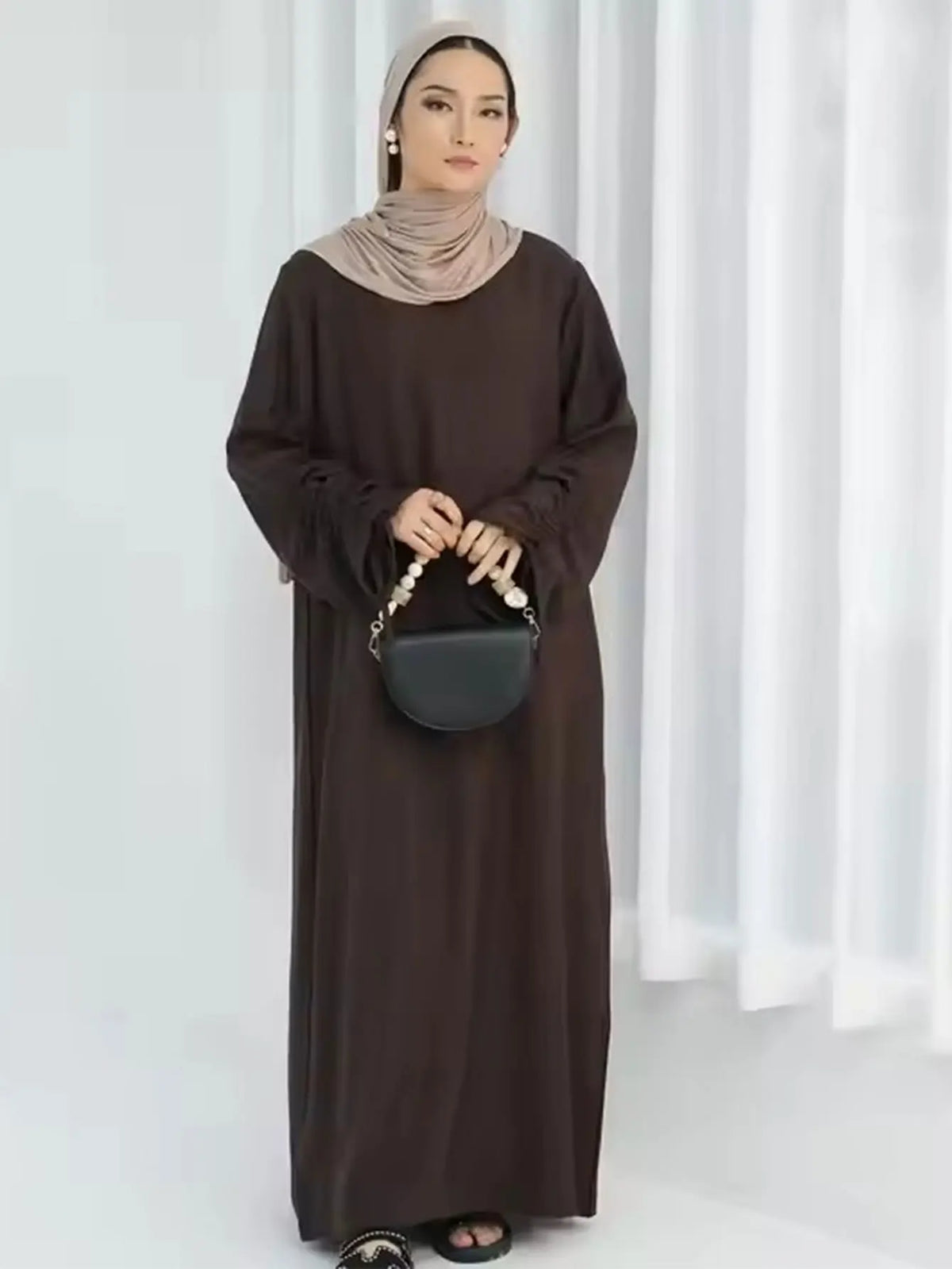 Robe longue fluide lacets manches — Aïcha