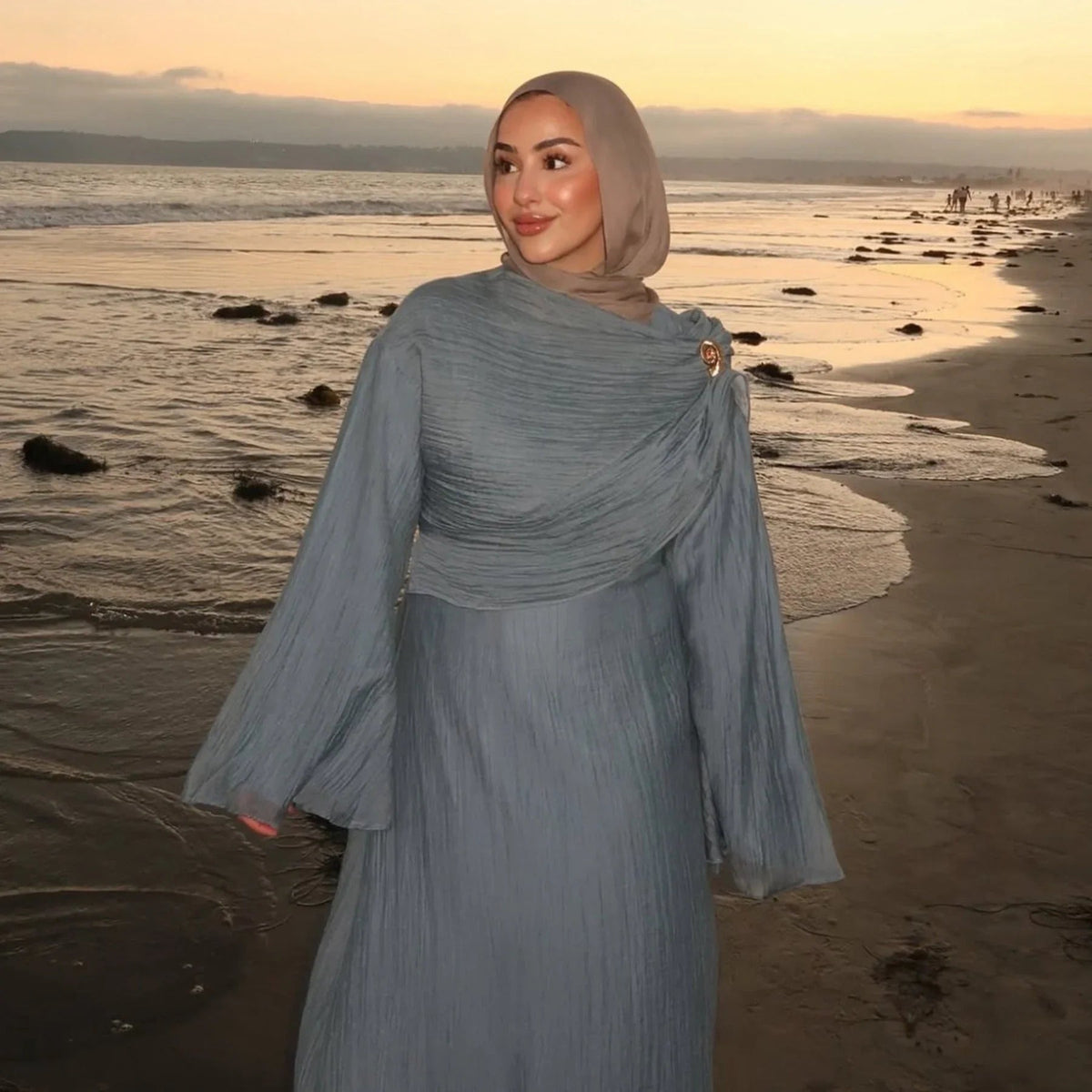 Robe longue double épaisseur manches fluides — Nesrine