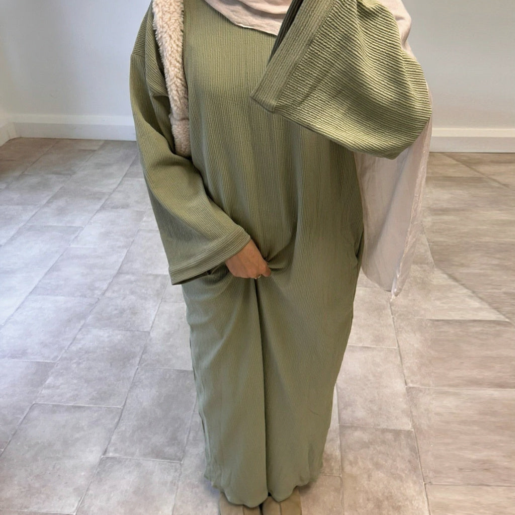 Robe longue côtelée manches ballon — Fadila