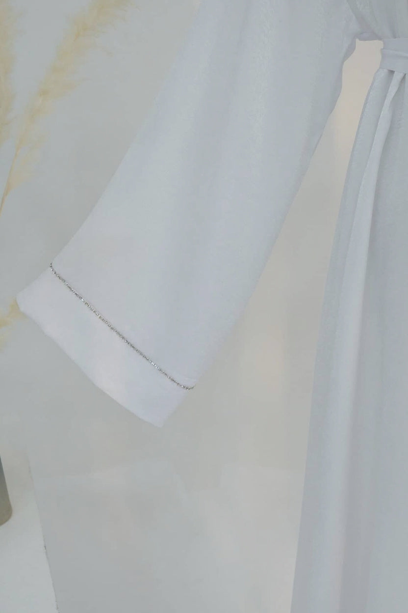 Robe longue fluide ornée de strass — Marie