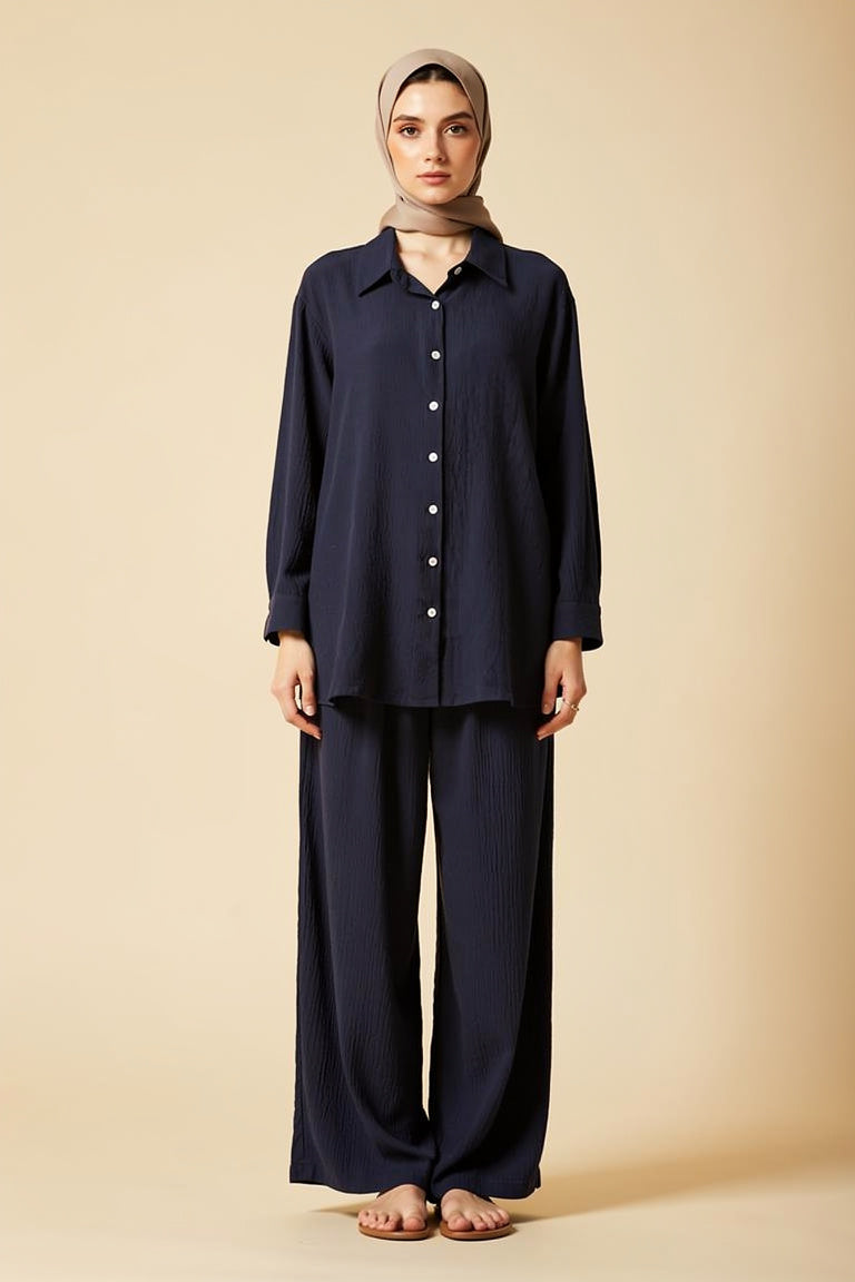 Ranya - ensemble chemise et pantalon large bleu porte